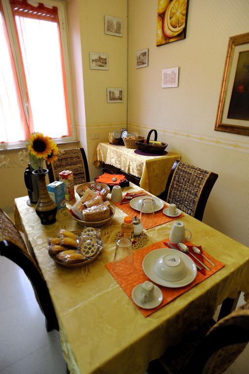 La Casa Romana Bed and Breakfast Δωμάτιο φωτογραφία